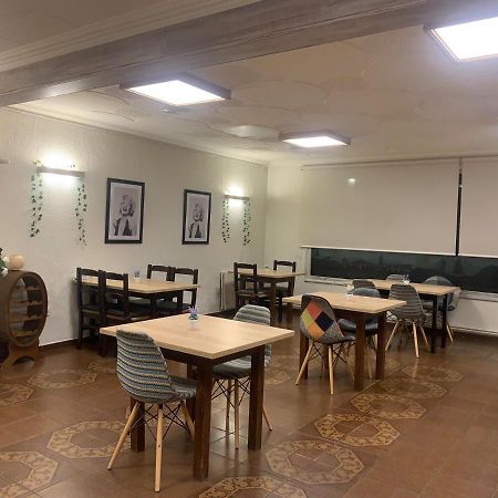 Hostal Torras Sant Hilari Sacalm Zewnętrze zdjęcie