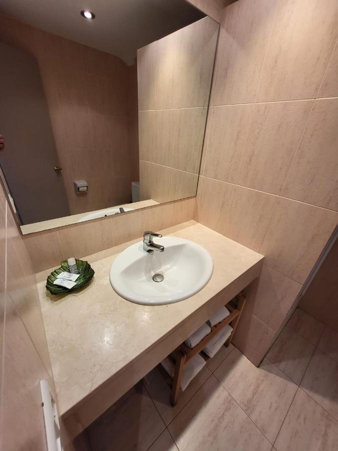 Hostal Torras Sant Hilari Sacalm Zewnętrze zdjęcie