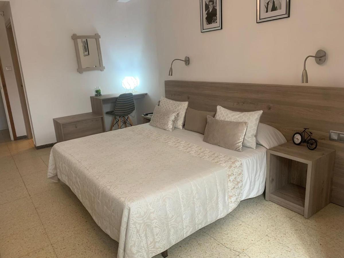 Hostal Torras Sant Hilari Sacalm Zewnętrze zdjęcie